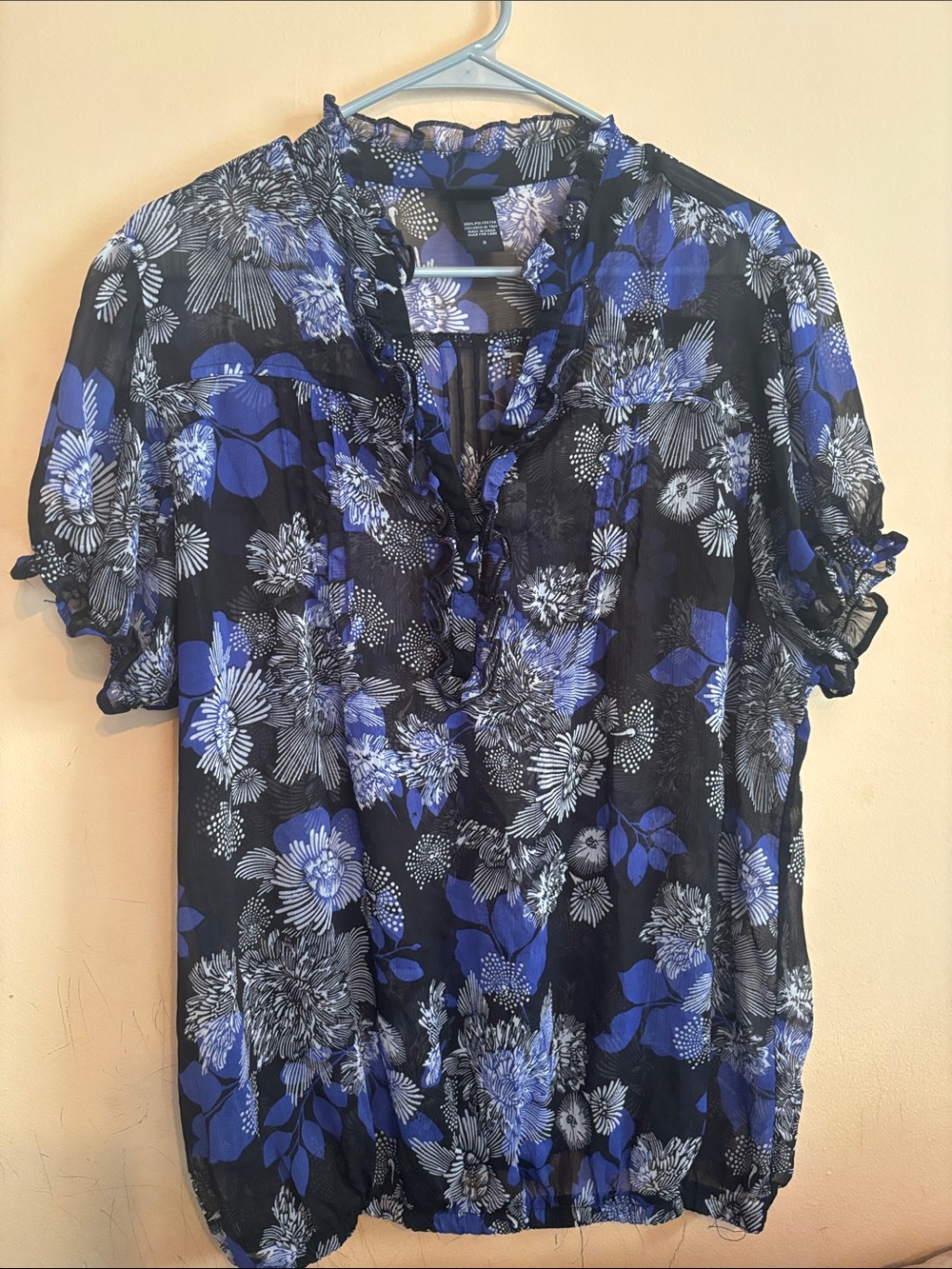 Torrid Floral Ruffle Neck Short-Sleeve Blouse - Blue, Black and White